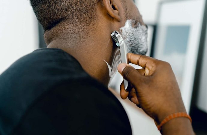 Balsam po goleniu – dlaczego warto go używać i czym kierować się przy jego zakupie?